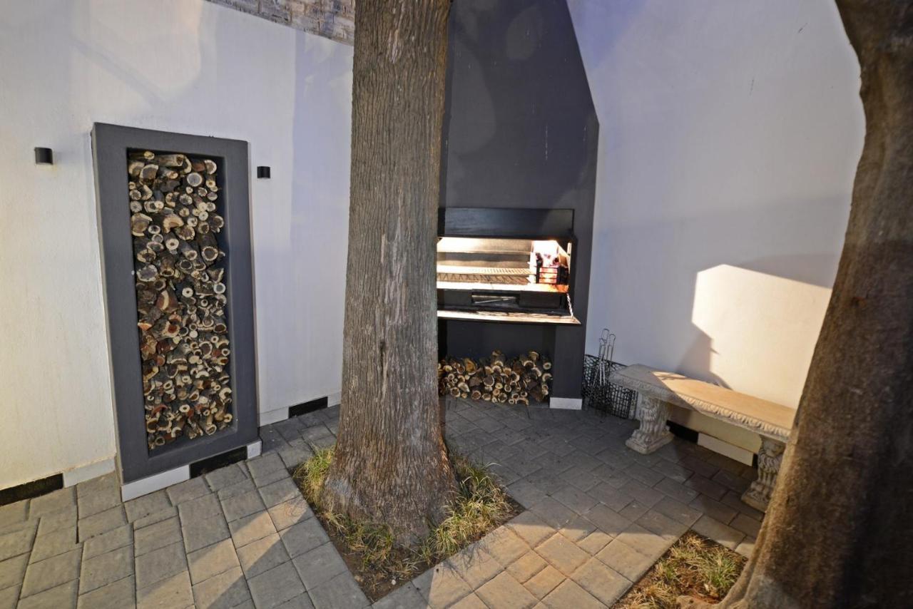 Milner House Kimberley Hotel Екстериор снимка