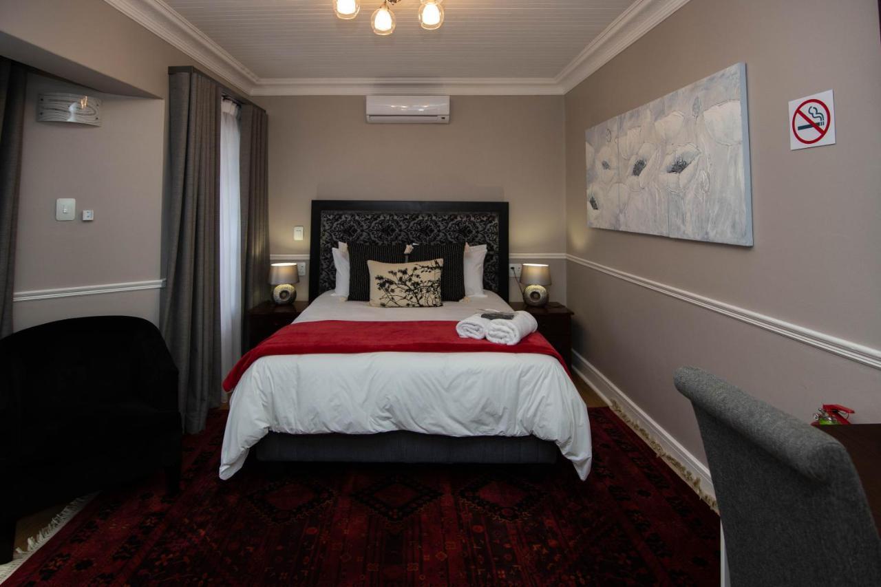 Milner House Kimberley Hotel Екстериор снимка